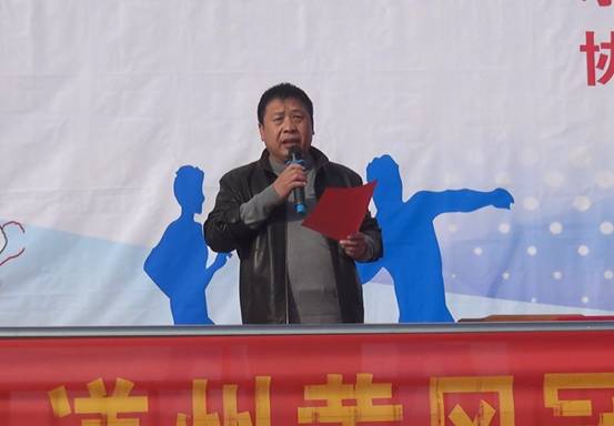 县教育局党组书记,局长陈林静作开幕致辞,道县一中校长刘四