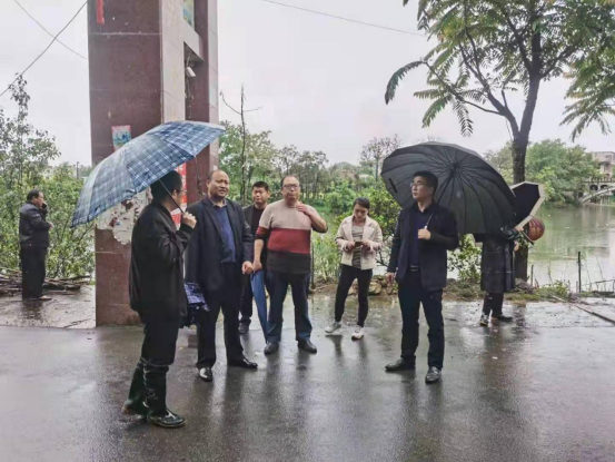 永州道县副县长袁立检查地质灾害防治工作